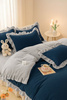 Pościel pluszowa z falbanką zimowa miś 200x220 3 el. granatowo-szara nr448