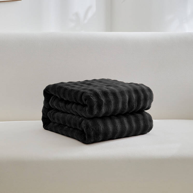 Koc pluszowy bąbelkowy 3D BUBBLE 200x220 czarny