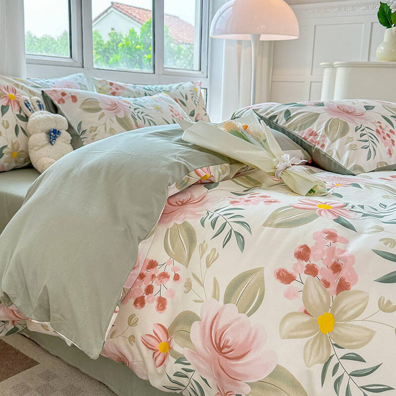 Pościel bawełniana w kwiaty 160x200 4 el. Charlotte