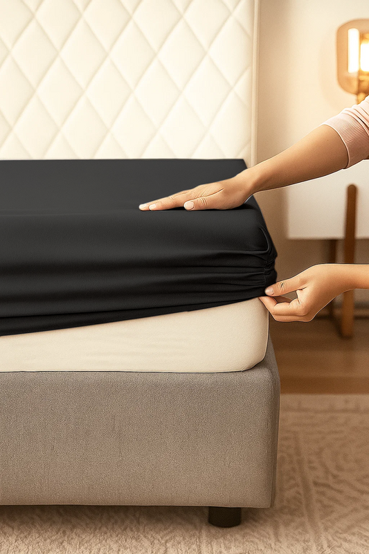 Prześcieradło z gumką bawełniane czarne 160x200