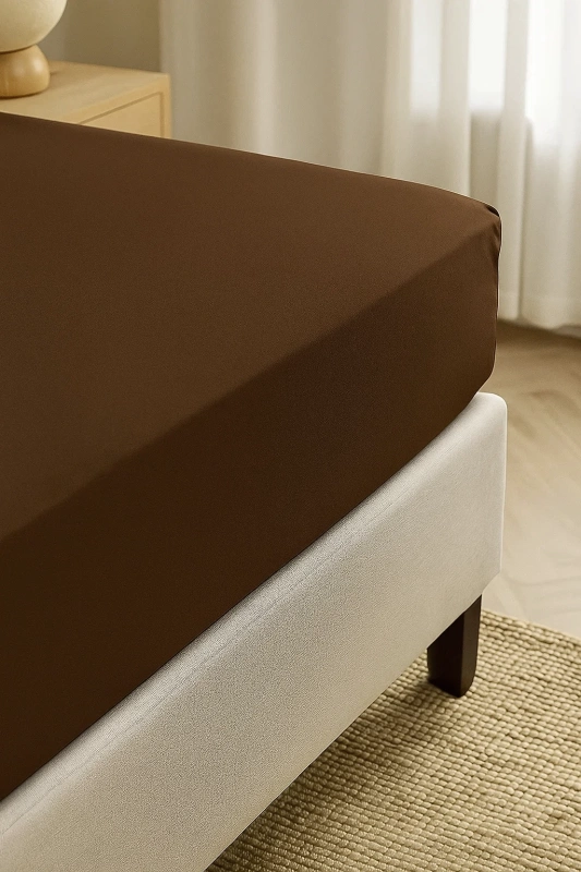 Prześcieradło z gumką brązowe 200x220