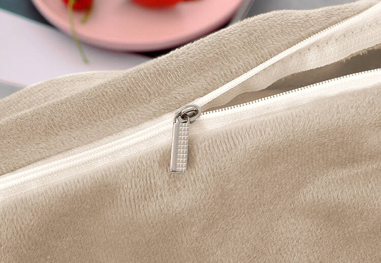 Pościel pluszowa zimowa miś gładka 160x200 3 el. beżowa K008