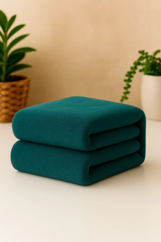 Ręcznik kąpielowy MIKRO petrol z mikrofibry 70x140 szybkoschnący