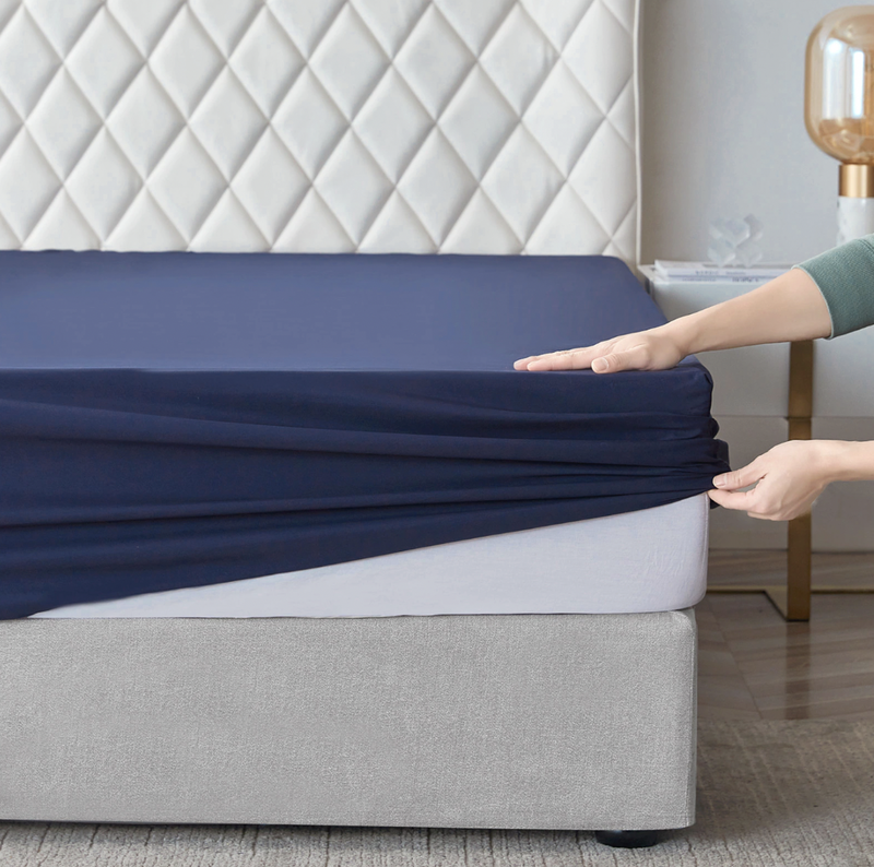 Prześcieradło 160x200 z gumką bawełniane granatowe