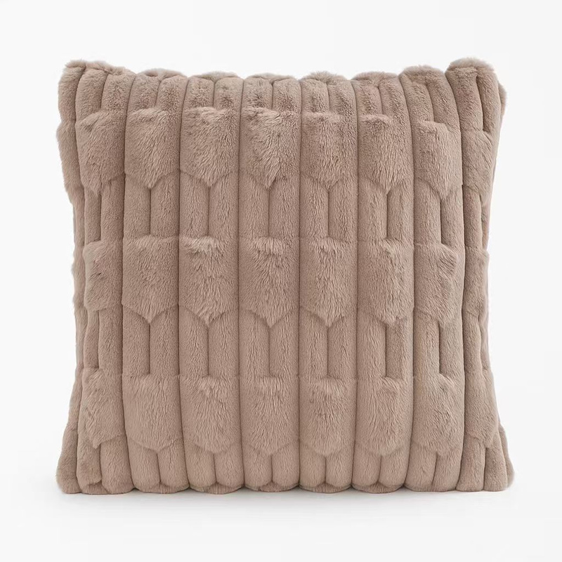 Poszewka na poduszkę dekoracyjna 40x40 tłoczona we wzór 3D pluszowa ciemna beżowa