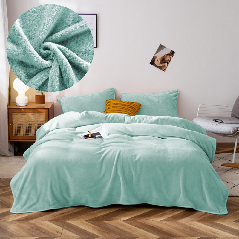 Pościel pluszowa zimowa miś gładka 160x200 3 el. miętowa K010