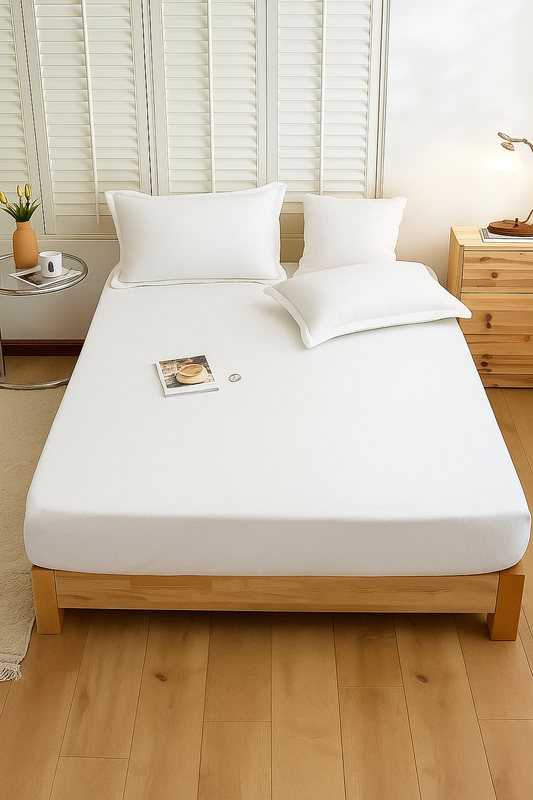 Prześcieradło pluszowe z gumką MIŚ białe 160x200