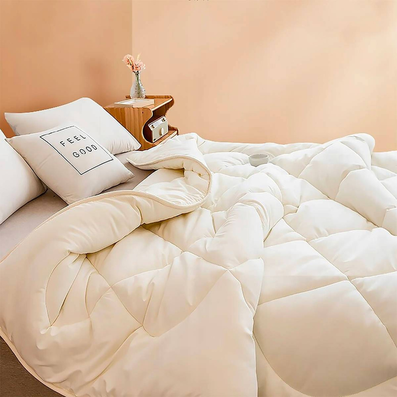 Zestaw Collet antyalergiczny kołdra 200x220 i 2x poduszka 70x80