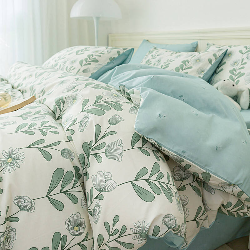 Pościel bawełniana w kwiaty 160x200 4 el. Lotta