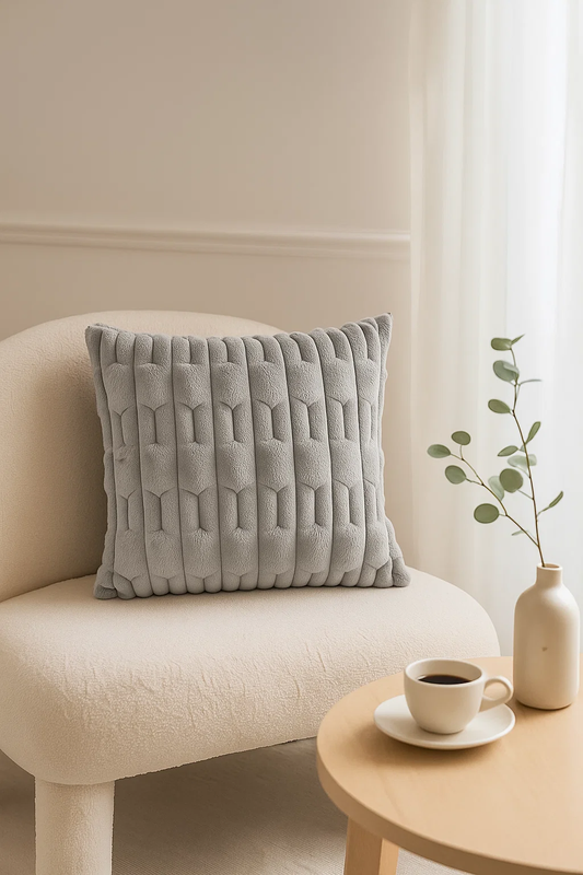 Poszewka na poduszkę dekoracyjna 40x40 tłoczona we wzór 3D pluszowa jasna szara