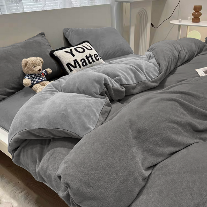 Pościel pluszowa welurowa zimowa miś gładka 200x220 4 el. ciemna szara