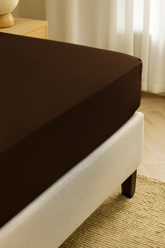 Prześcieradło z gumką ciemne brązowe 160x200