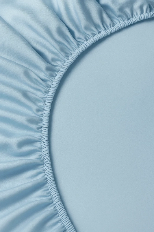 Prześcieradło z gumką błękitne 140x200