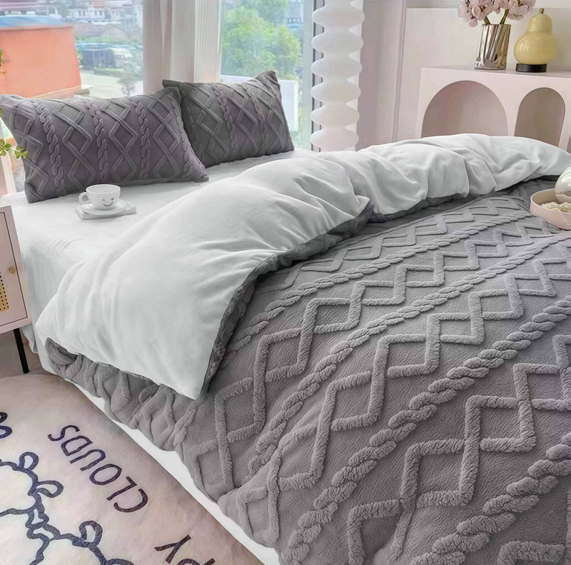 Pościel pluszowa zimowa miś sweterek 200x220 4 el. ciemna szara - jasna szara