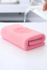 Ręcznik kąpielowy MIKRO jasny różowy z mikrofibry 70x140 szybkoschnący