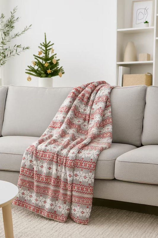 Koc świąteczny szary ze skandynawskim wzorem w śnieżynki 160x200