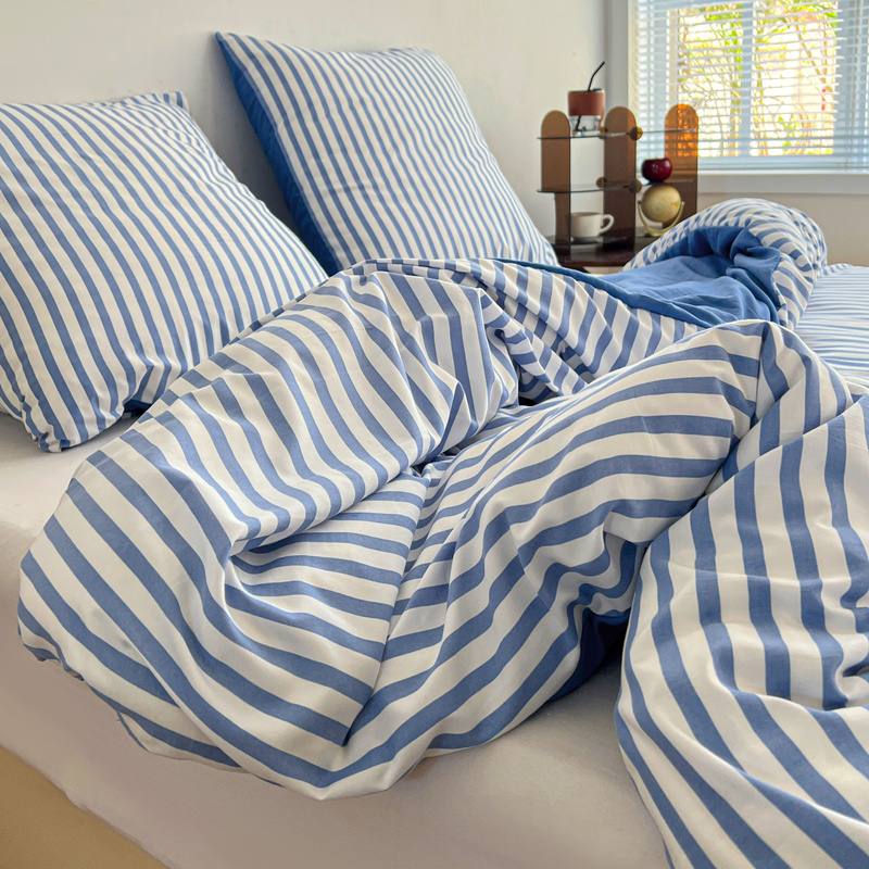 Pościel biało-błękitna w pasy 160x200 3 el. Marine F6