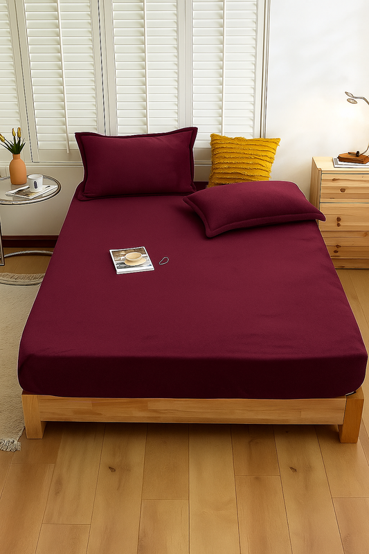 Prześcieradło pluszowe z gumką MIŚ czerwone bordowe 90x200