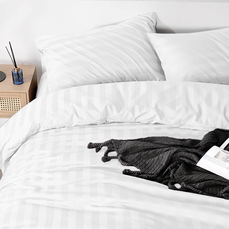 Pościel biała w pasy 200x220 3 el. Kim White