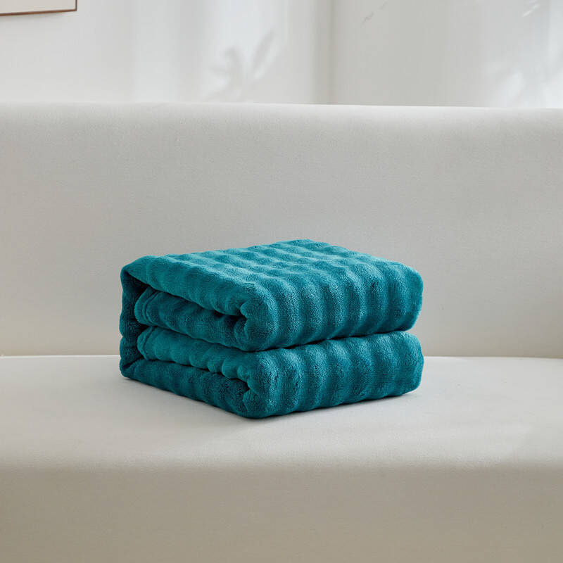 Koc pluszowy bąbelkowy 3D BUBBLE 200x220 niebieski