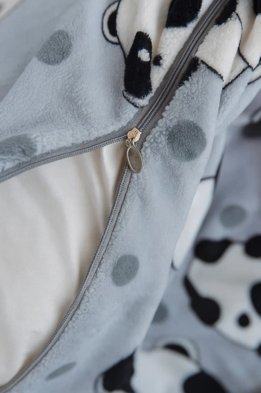 Pościel pluszowa zimowa miś jasna szara w pandy 160x200 3 el.