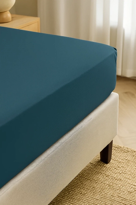 Prześcieradło z gumką jasne niebieskie 90x200