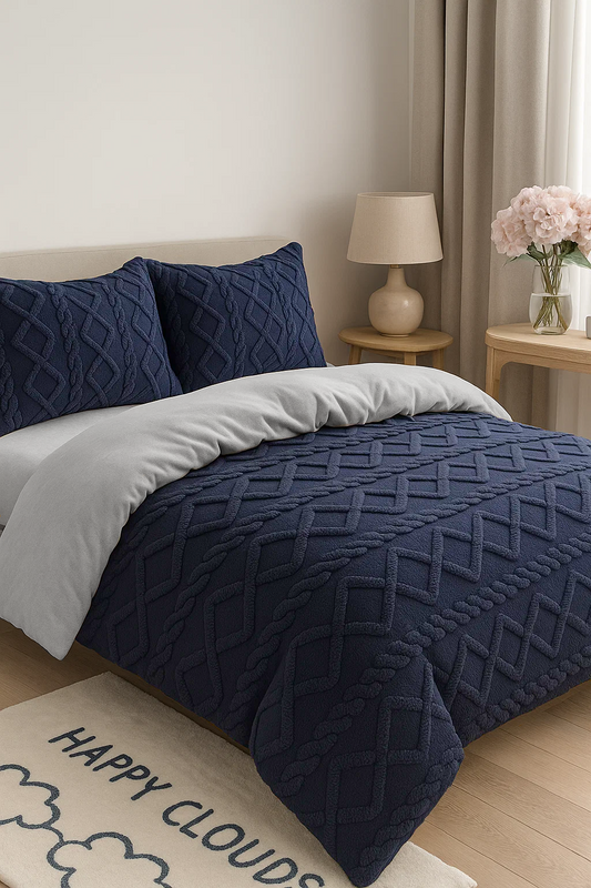 Pościel pluszowa zimowa miś sweterek 200x220 3 el. granatowa - jasna szara