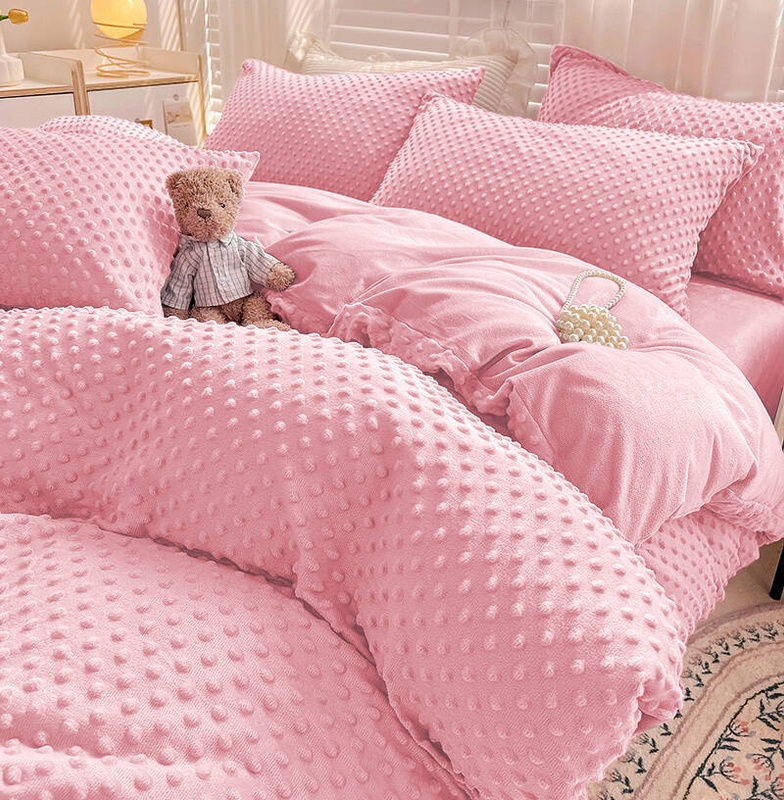 Pościel pluszowa zimowa miś w kropki 3D 200x220 3 el. MINKY jasny róż nr509