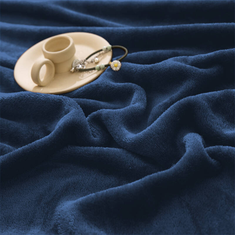 Prześcieradło pluszowe z gumką MIŚ granatowe 180x200