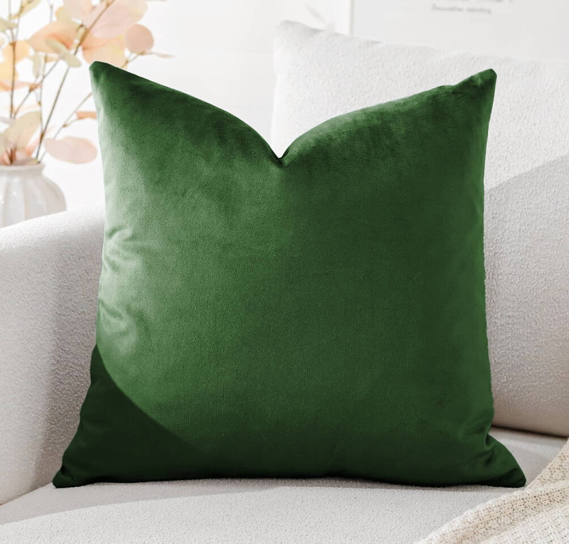 Poszewka na poduszkę welurowa butelkowa zielona 40x40