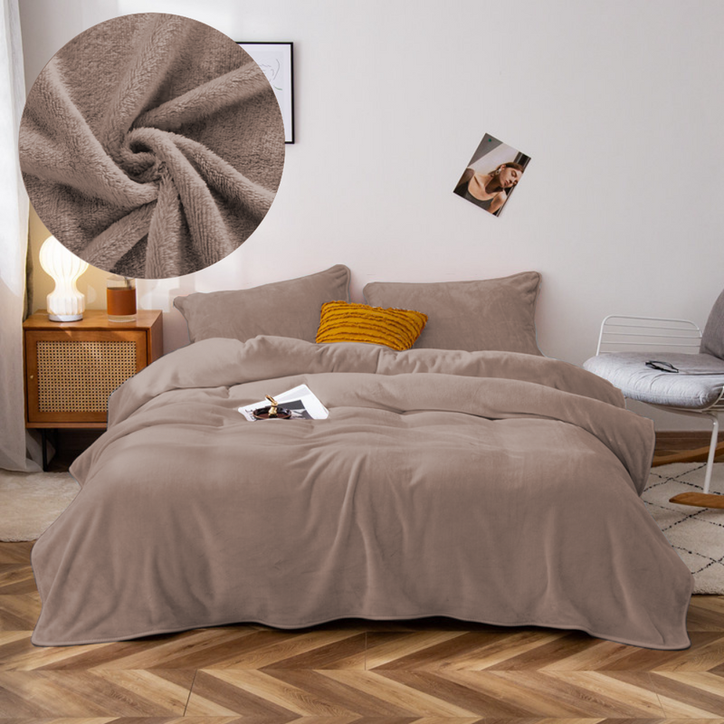 Pościel pluszowa zimowa miś gładka 160x200 3 el. ciemna beżowa K006