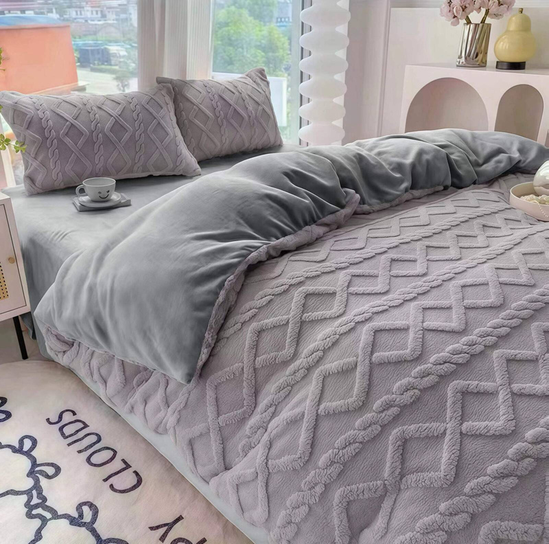 Pościel pluszowa zimowa miś sweterek 200x220 4 el. szara