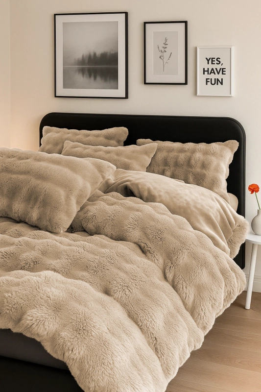 Pościel pluszowa zimowa miś tłoczona we wzór 3D MAXI BUBBLE 200x220 4 el. beżowa