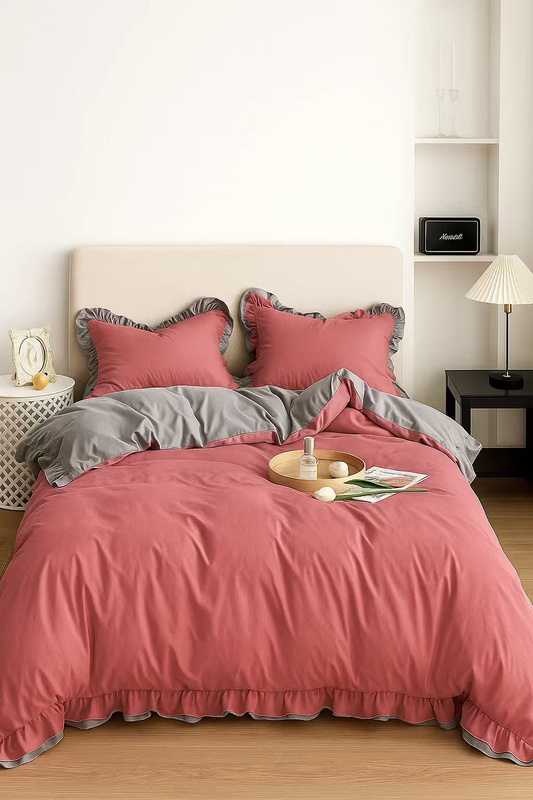 Pościel z podwójną falbanką dwukolorowa czerwono-jasnoszara 160x200 3 el.