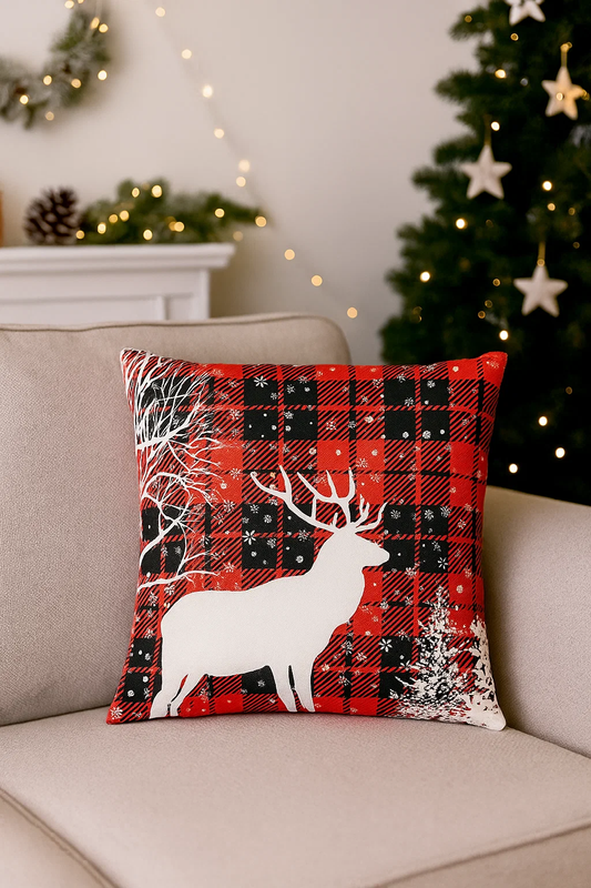 Poszewka na poduszkę świąteczna czerwono-czarna w kratę z reniferem 40x40