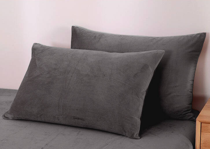 Pościel pluszowa zimowa miś gładka 200x220 3 el. ciemna szara K002