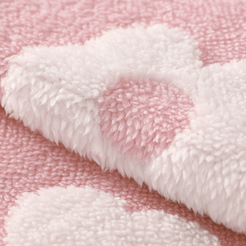 Poszewka na poduszkę dekoracyjna 45x45 w białe kwiatki 3D pluszowa niebieska