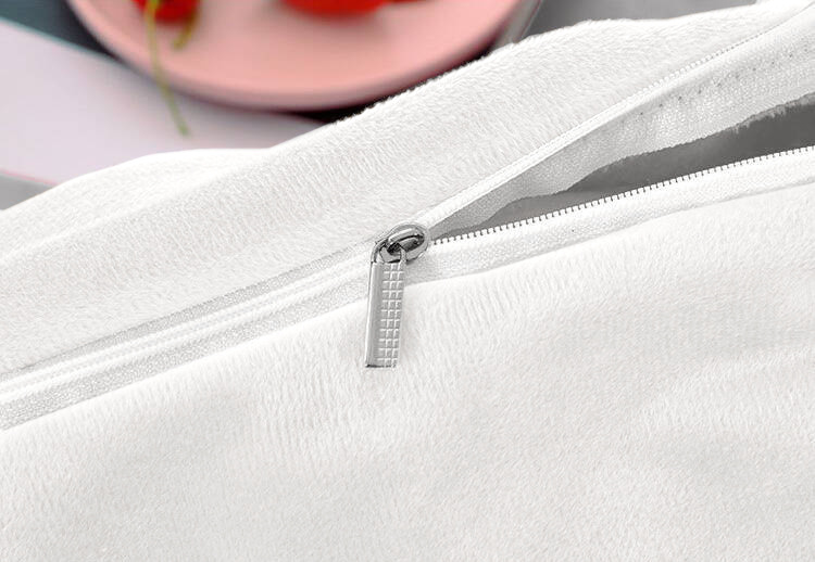 Pościel pluszowa zimowa miś gładka 200x220 3 el. biała K013