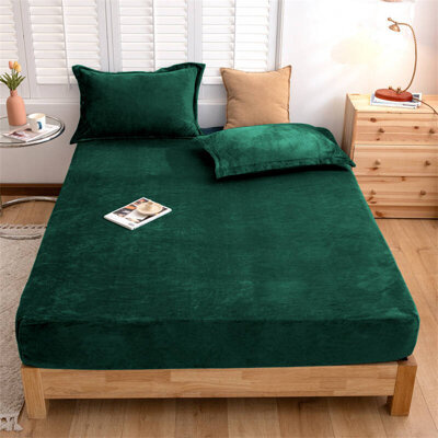 Prześcieradło pluszowe z gumką MIŚ butelkowe zielone 200x220