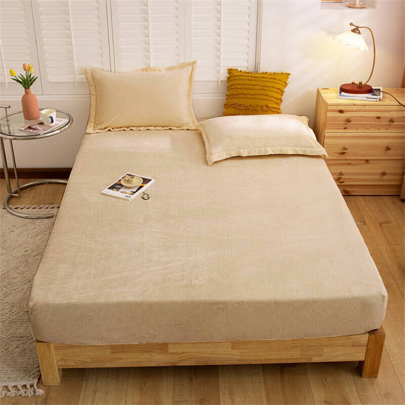 Prześcieradło pluszowe z gumką MIŚ beżowe 180x200