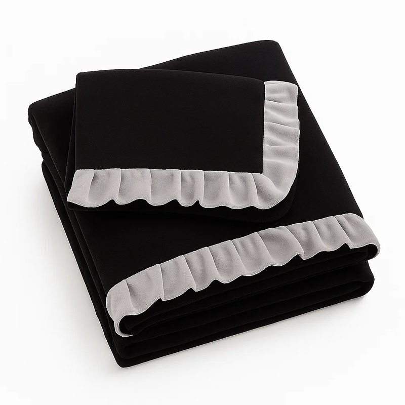 Pościel pluszowa z falbanką zimowa miś 160x200 3 el. czarno-szara nr449