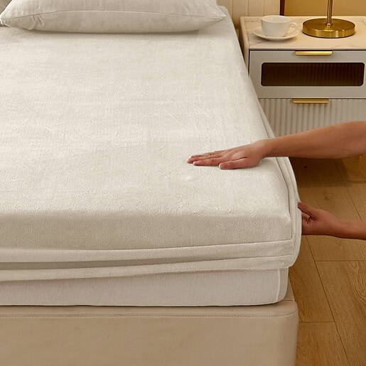 Prześcieradło pluszowe z gumką MIŚ kremowe ecru 200x220