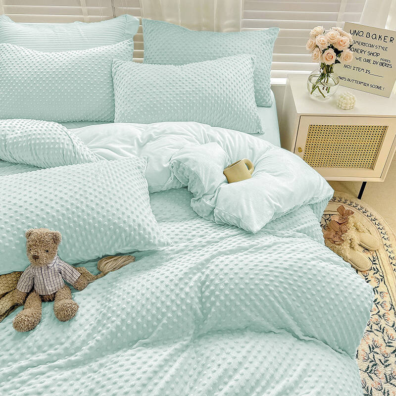 Pościel pluszowa zimowa miś w kropki 3D 200x220 3 el. MINKY miętowa nr514