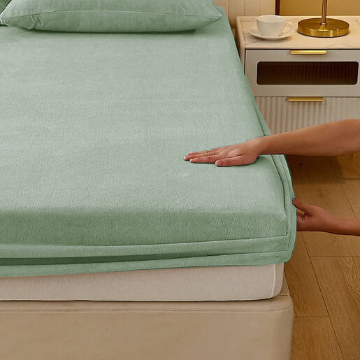 Prześcieradło pluszowe z gumką MIŚ miętowe 180x200