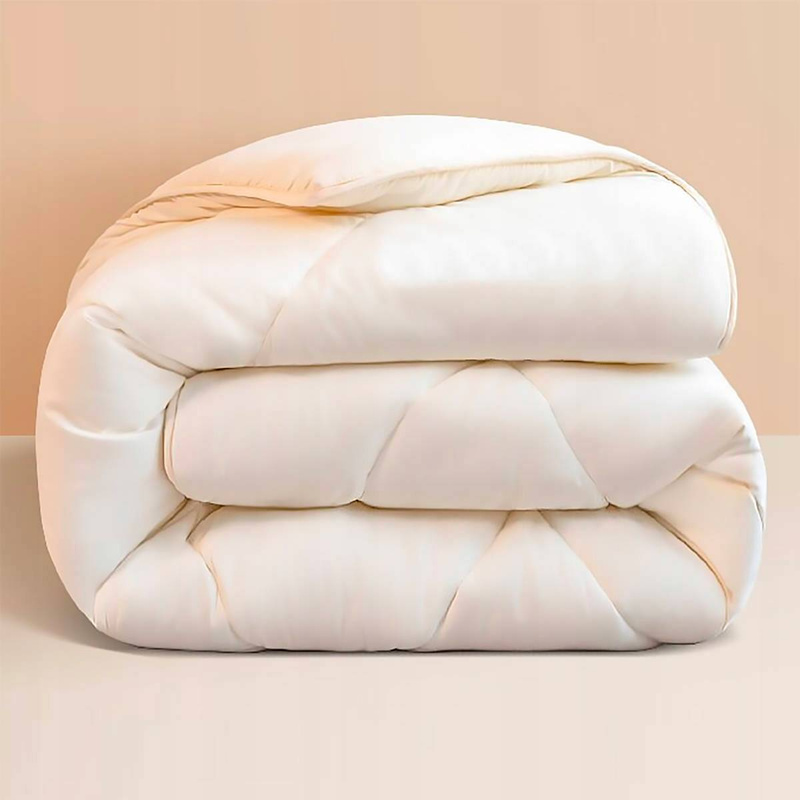 Zestaw Collet antyalergiczny kołdra 200x220 i 2x poduszka 70x80