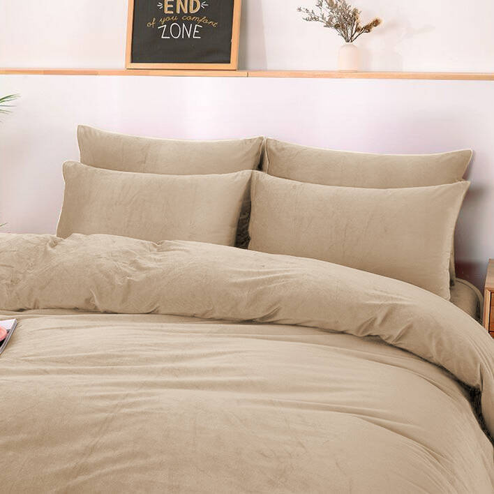 Pościel pluszowa zimowa miś gładka 200x220 3 el. beżowa K008