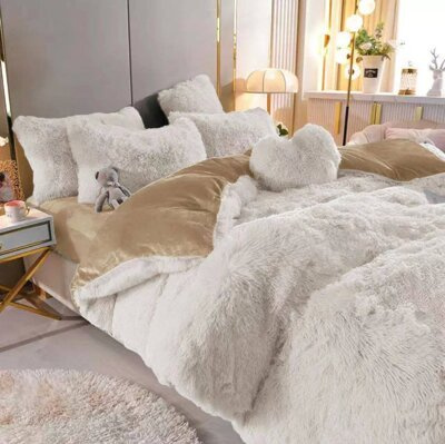 Pościel futrzana zimowa włochacz 200x220 4 el. kremowa - beżowa